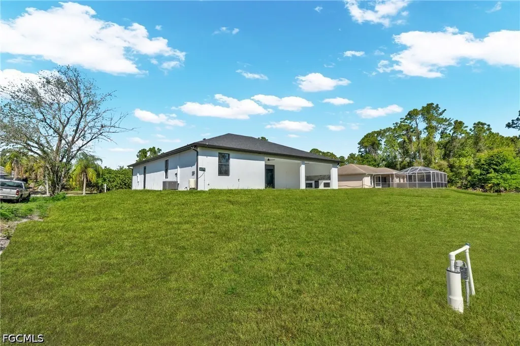 106 Hamilton Avenue Lehigh Acres FL 33936