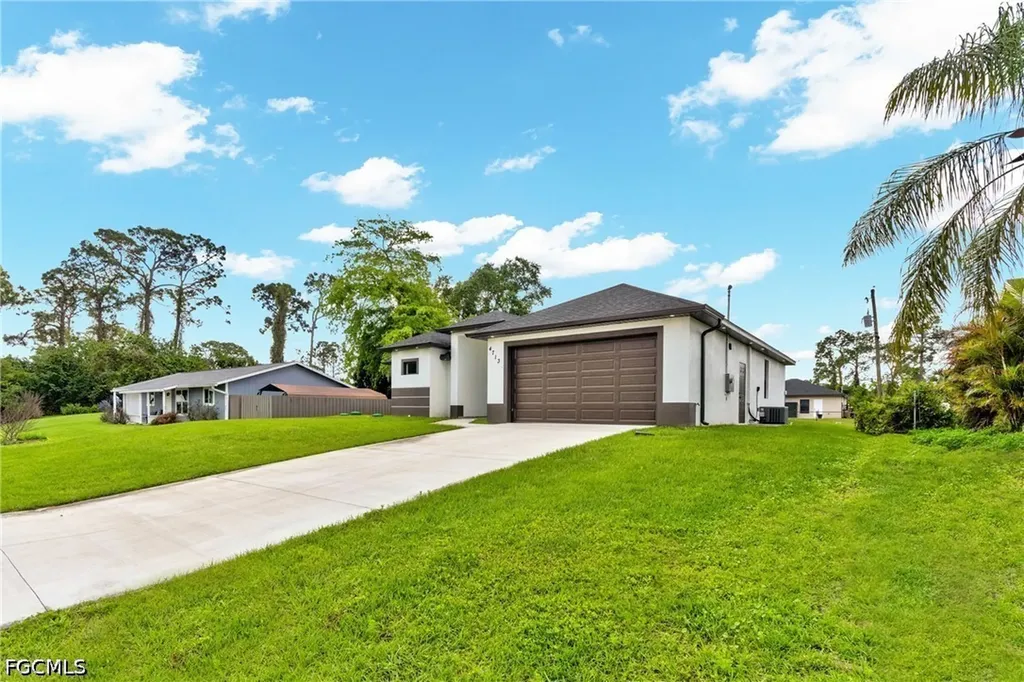 4713 4th Street W Lehigh Acres FL 33971