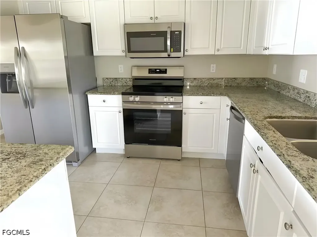 4609 SW 9th Avenue Cape Coral FL 33914