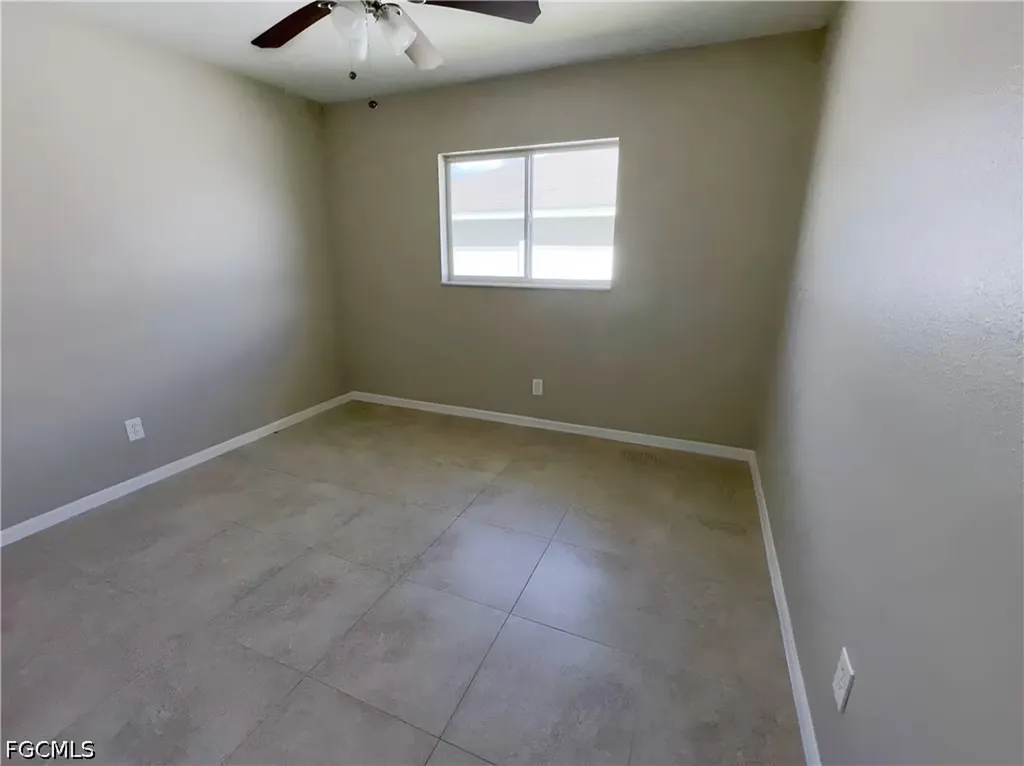 4609 SW 9th Avenue Cape Coral FL 33914