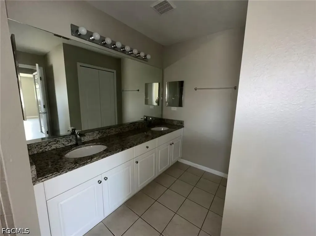 4609 SW 9th Avenue Cape Coral FL 33914