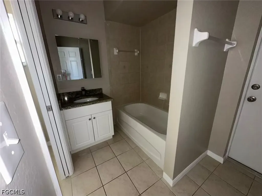 4609 SW 9th Avenue Cape Coral FL 33914