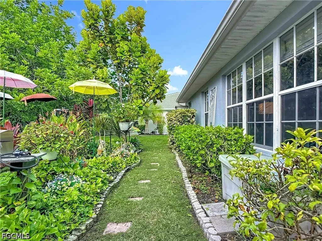 20887 Villareal Way North Fort Myers FL 33917