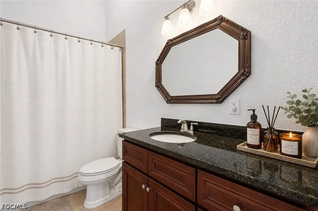 1561 Lynwood Avenue Fort Myers FL 33901