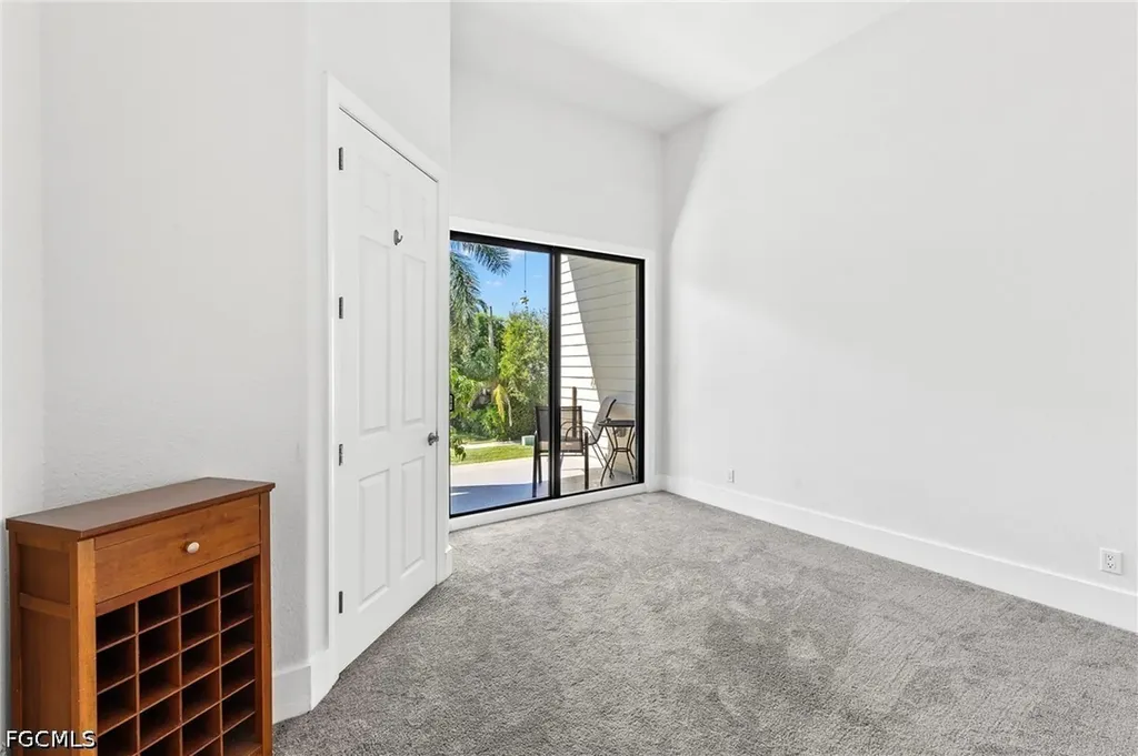 1561 Lynwood Avenue Fort Myers FL 33901
