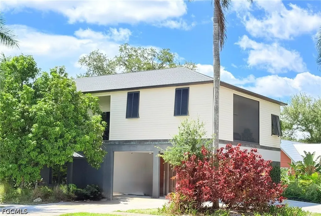 1561 Lynwood Avenue Fort Myers FL 33901