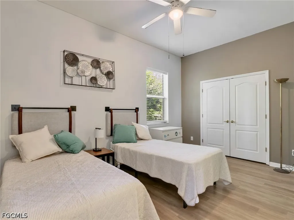 2301 SW 21st Avenue Cape Coral FL 33991