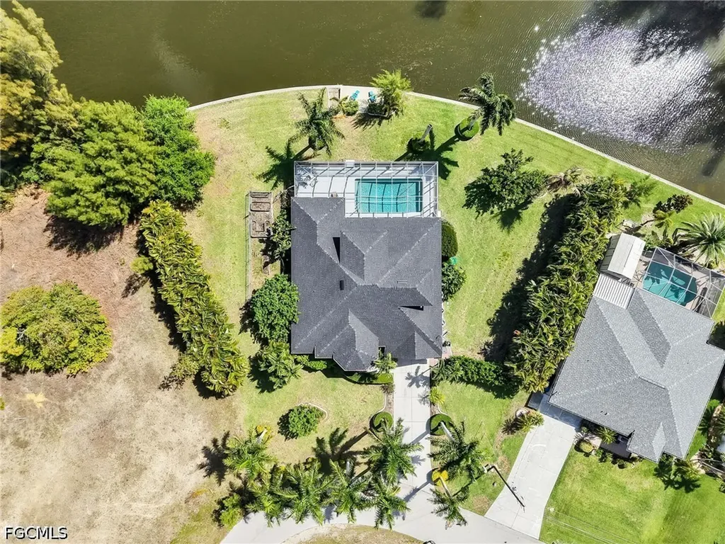 2301 SW 21st Avenue Cape Coral FL 33991