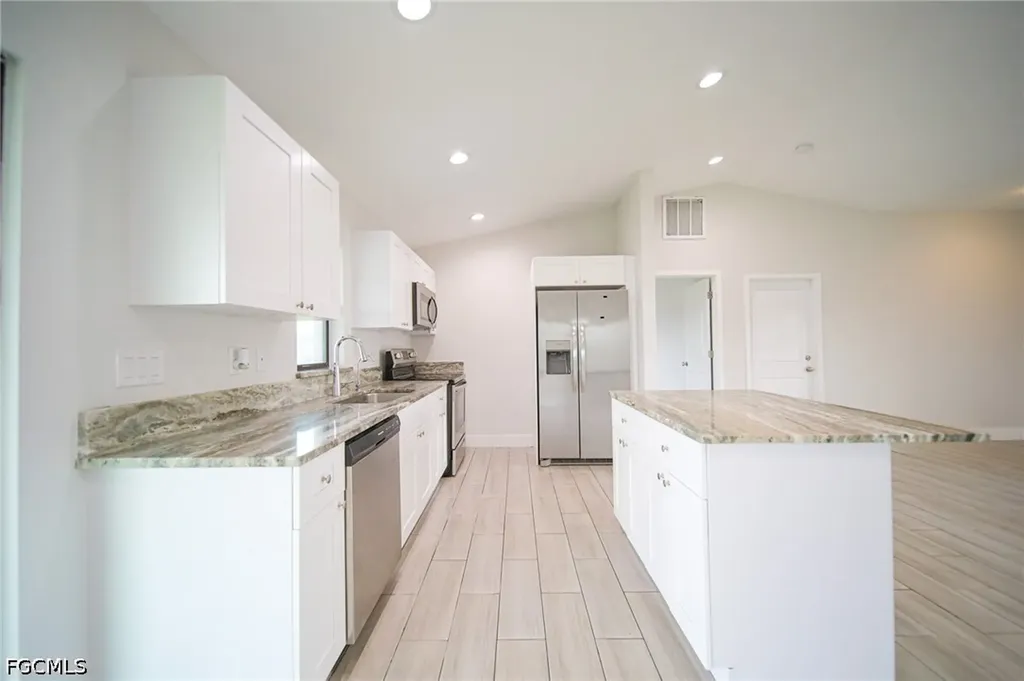 2601 43rd Street SW Lehigh Acres FL 33976