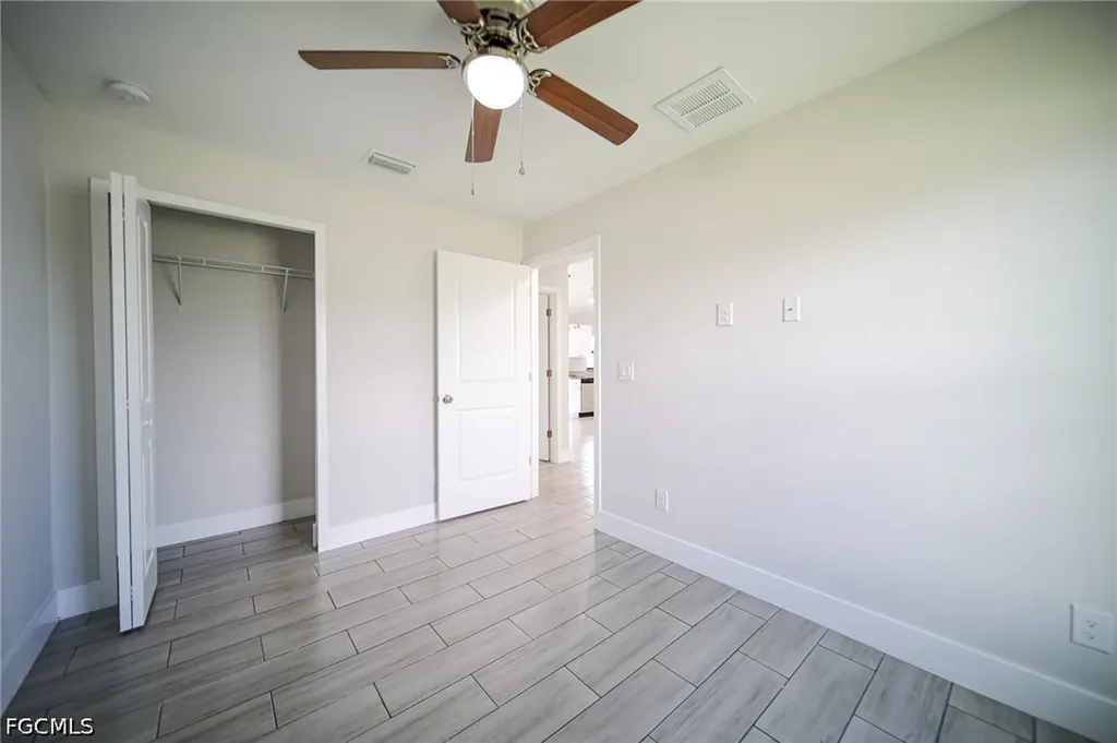 2601 43rd Street SW Lehigh Acres FL 33976