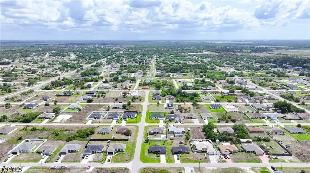 2601 43rd Street SW Lehigh Acres FL 33976