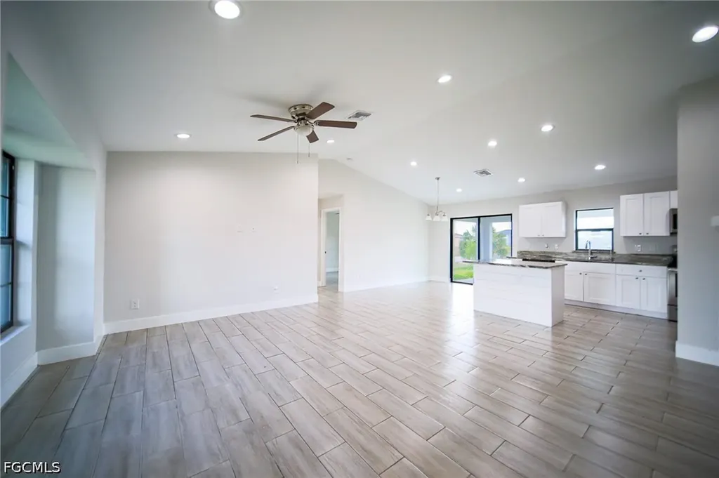 2601 43rd Street SW Lehigh Acres FL 33976