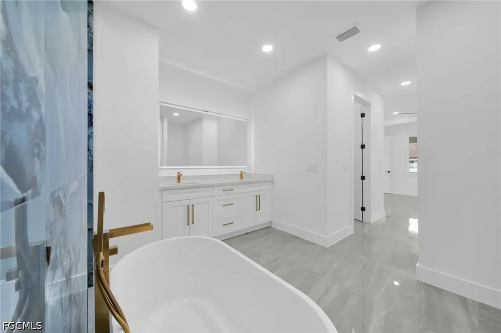 3508 NW 21st Street Cape Coral FL 33993