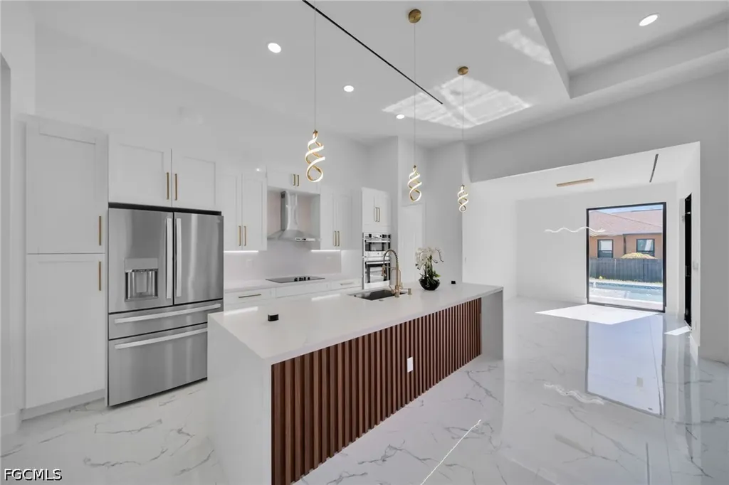 1919 NW 34th Avenue Cape Coral FL 33993