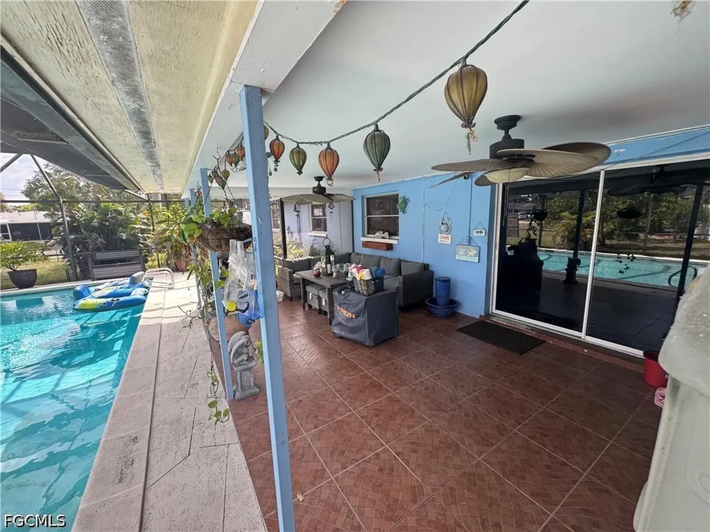 1912 Howe Court North Fort Myers FL 33903