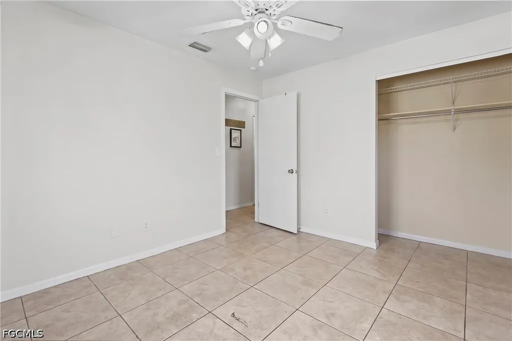 1912 Howe Court North Fort Myers FL 33903