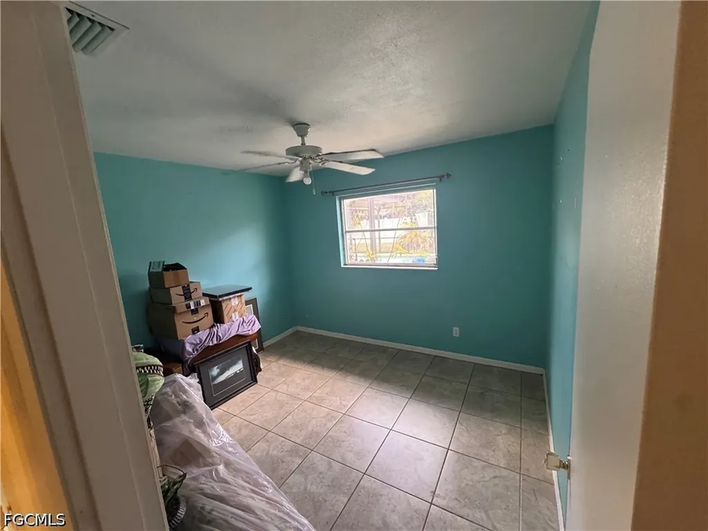 1912 Howe Court North Fort Myers FL 33903
