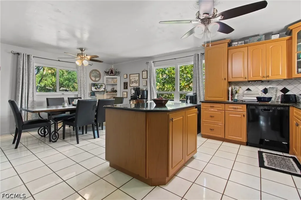 1912 Howe Court North Fort Myers FL 33903
