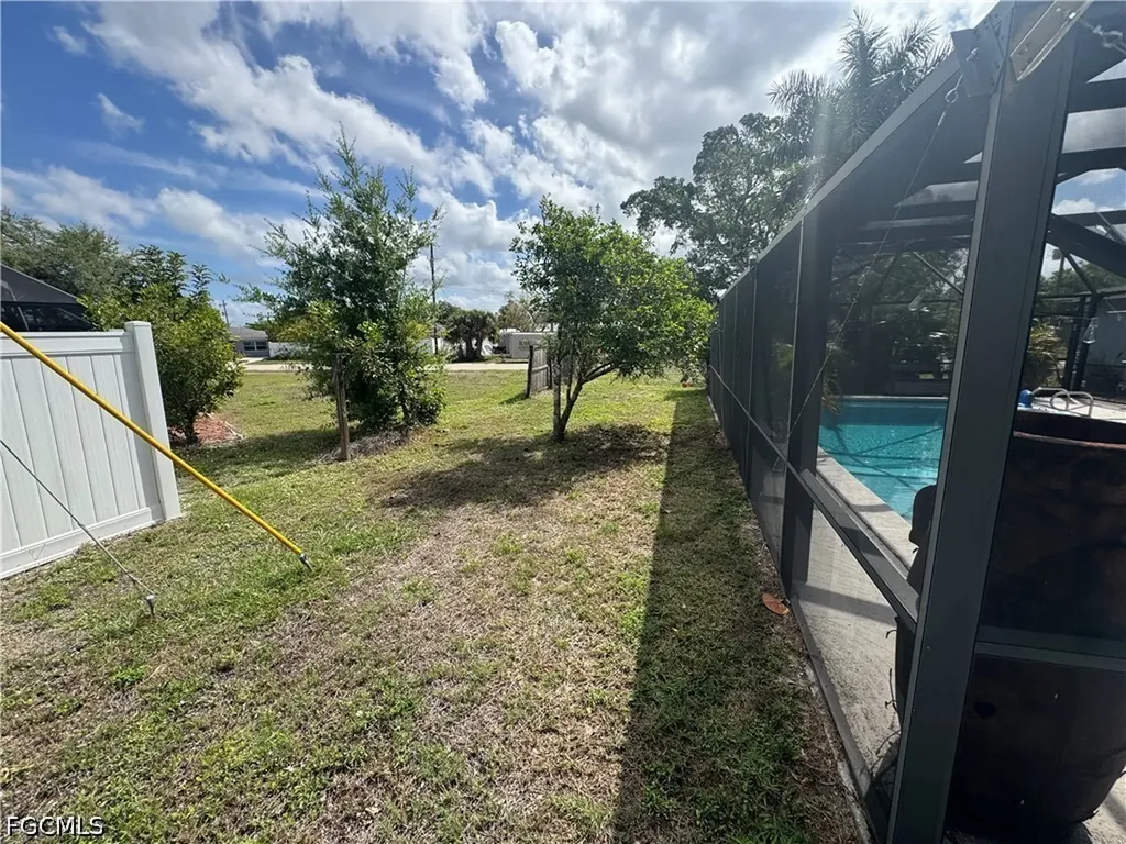 1912 Howe Court North Fort Myers FL 33903