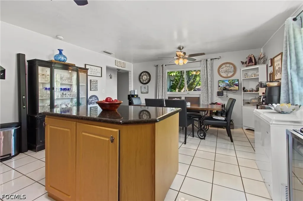 1912 Howe Court North Fort Myers FL 33903