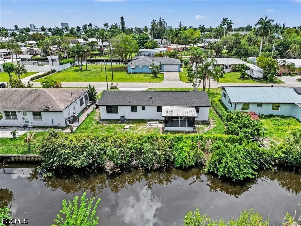 73 Cardinal Drive North Fort Myers FL 33917