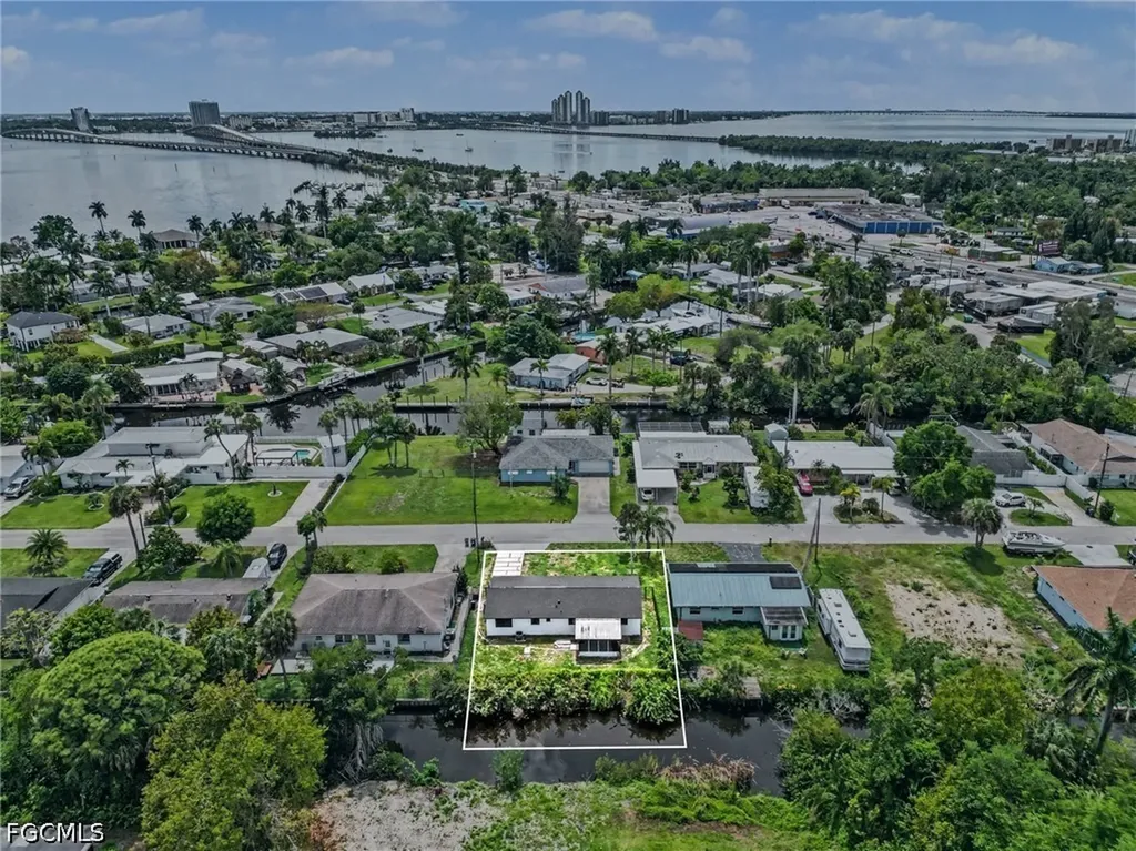73 Cardinal Drive North Fort Myers FL 33917