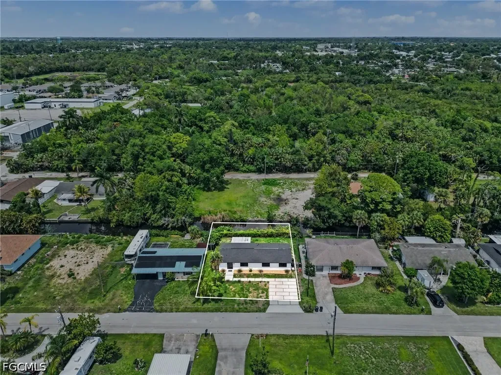 73 Cardinal Drive North Fort Myers FL 33917