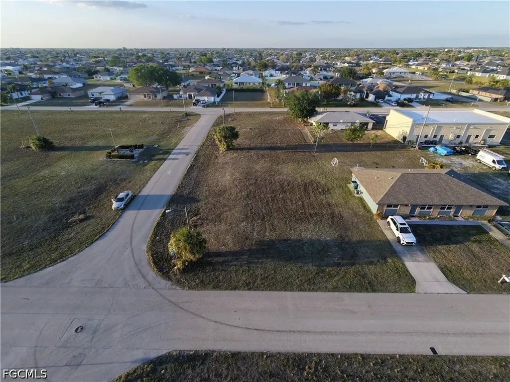 1001 NE 8th Terrace Cape Coral FL 33909