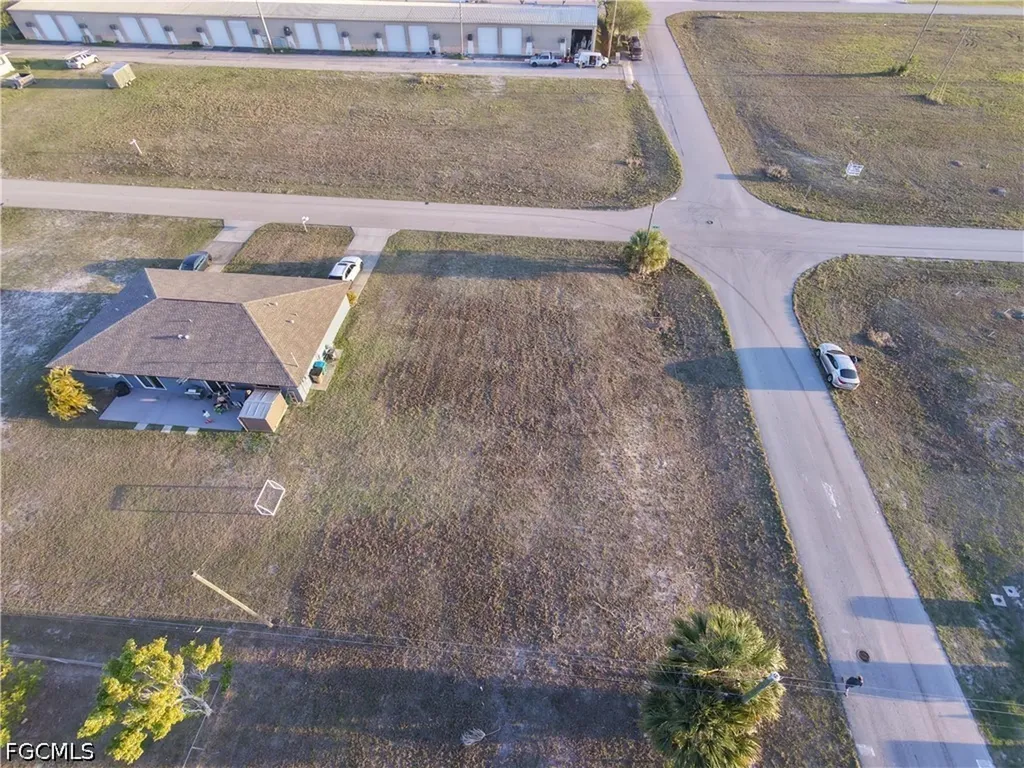 1001 NE 8th Terrace Cape Coral FL 33909