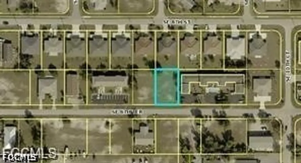 911 SE 8th Terrace Cape Coral FL 33990