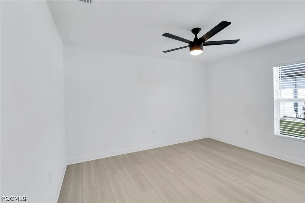 1517 NE 23rd Street Cape Coral FL 33909