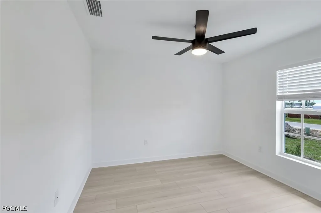 1517 NE 23rd Street Cape Coral FL 33909