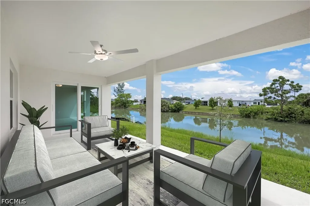 1517 NE 23rd Street Cape Coral FL 33909