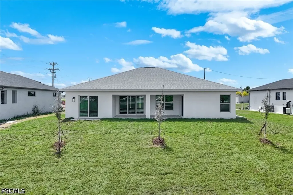 1517 NE 23rd Street Cape Coral FL 33909