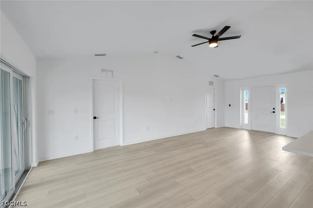1517 NE 23rd Street Cape Coral FL 33909