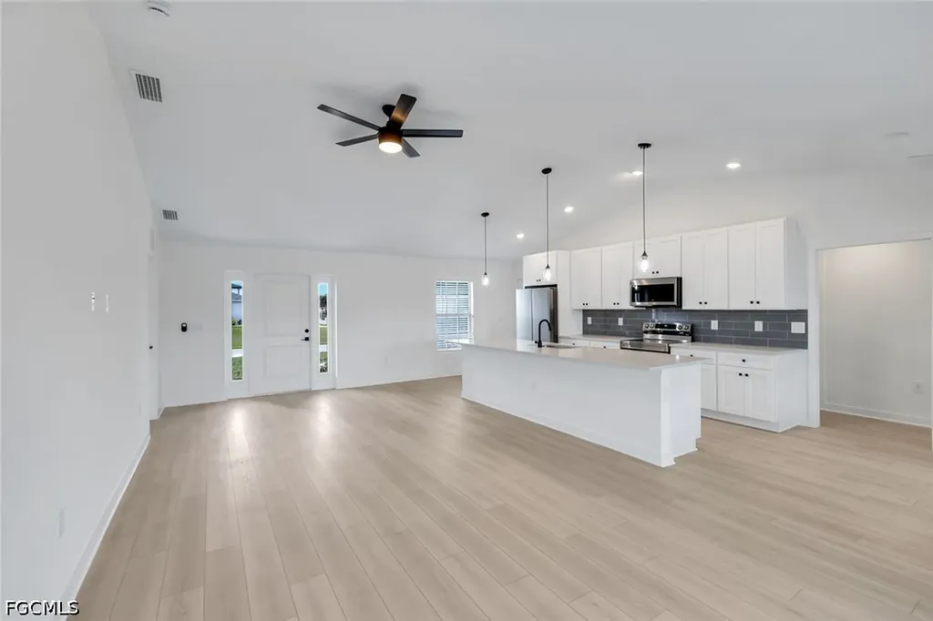 1517 NE 23rd Street Cape Coral FL 33909