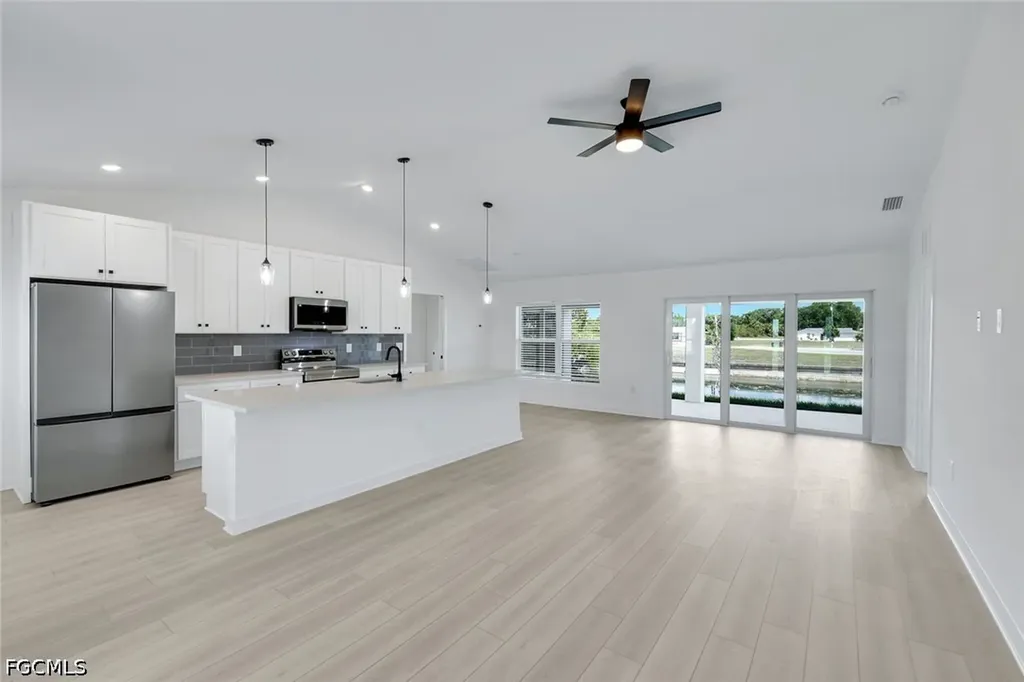 1517 NE 23rd Street Cape Coral FL 33909
