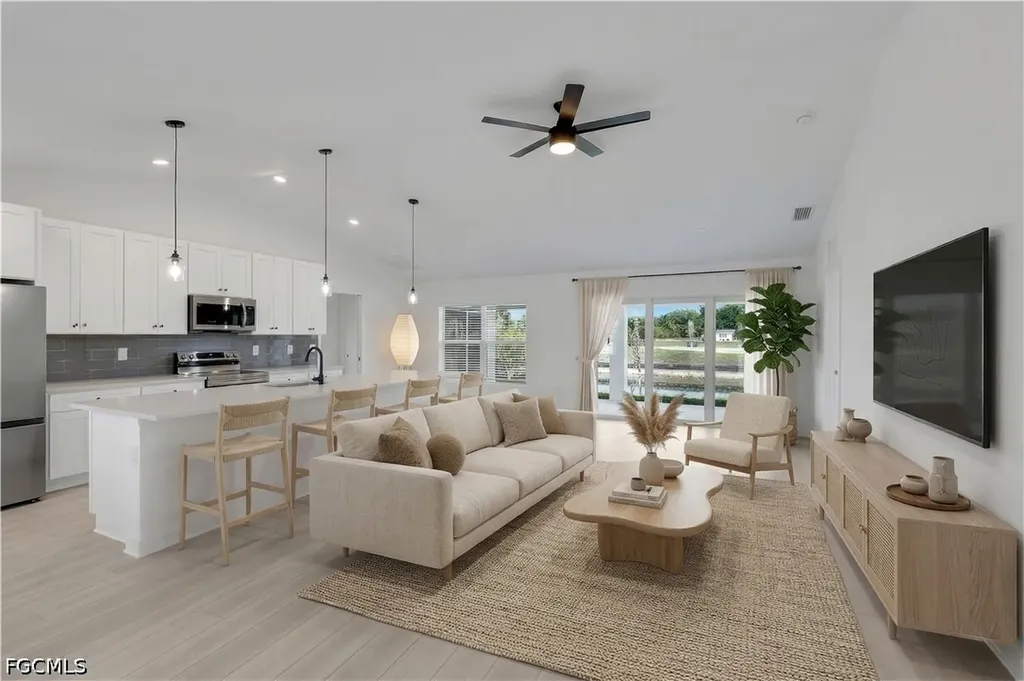 1517 NE 23rd Street Cape Coral FL 33909