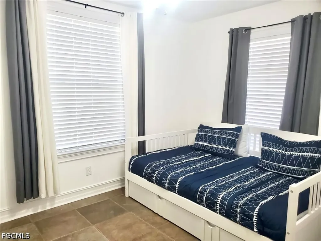 740 19th Street SW Naples FL 34117