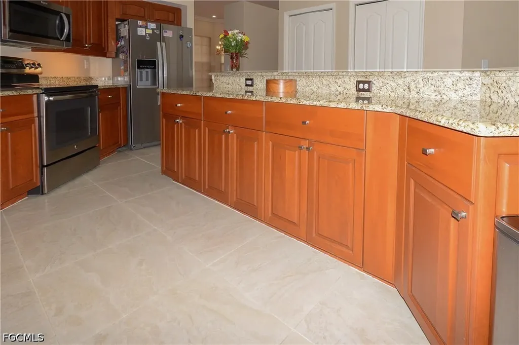 10551 Curry Palm Lane Fort Myers FL 33966
