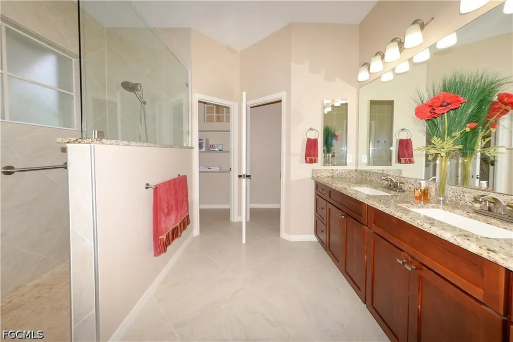 10551 Curry Palm Lane Fort Myers FL 33966