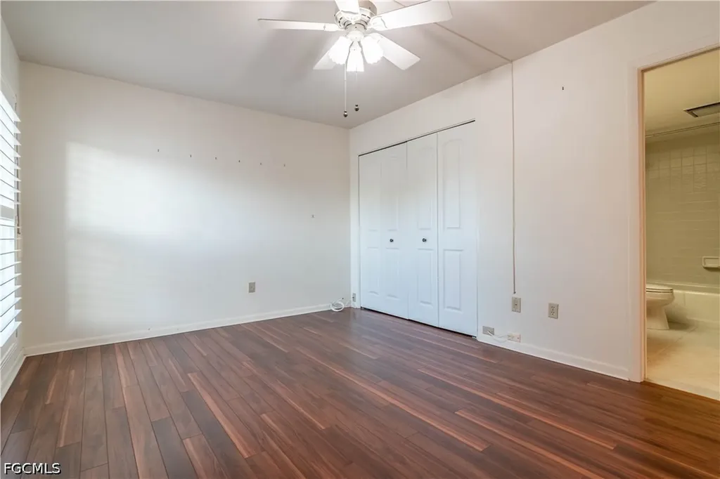 2069 W Lakeview Boulevard North Fort Myers FL 33903