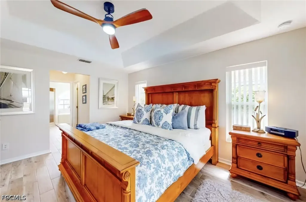 923 SW 28th Terrace Cape Coral FL 33914