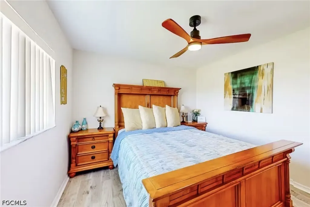 923 SW 28th Terrace Cape Coral FL 33914