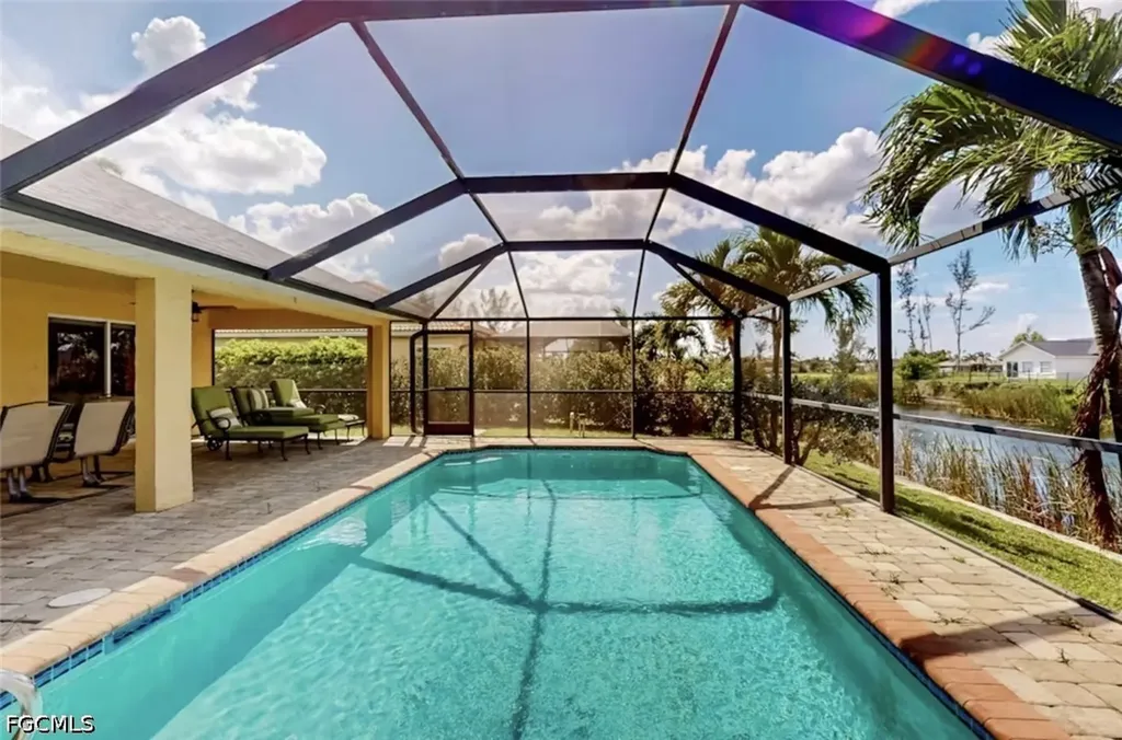 923 SW 28th Terrace Cape Coral FL 33914
