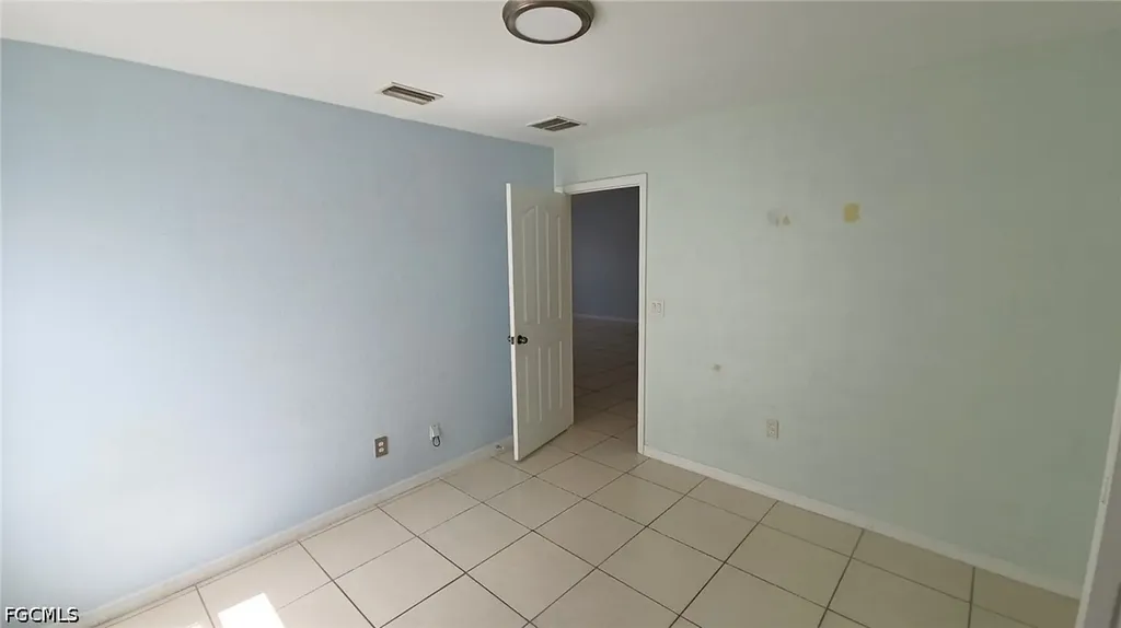 932 Dobbins Street E Lehigh Acres FL 33974