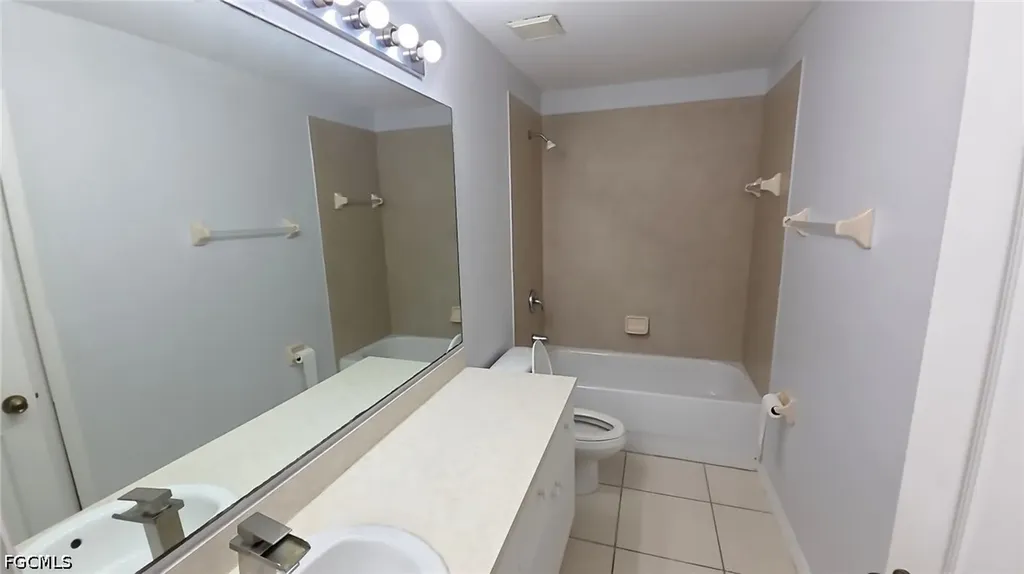 932 Dobbins Street E Lehigh Acres FL 33974