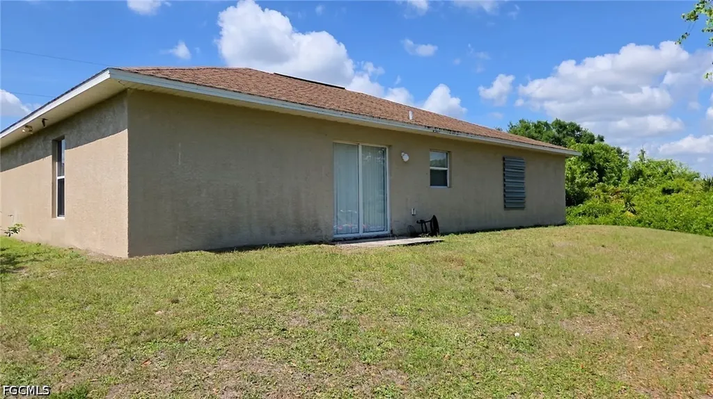 932 Dobbins Street E Lehigh Acres FL 33974