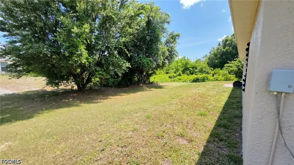 932 Dobbins Street E Lehigh Acres FL 33974