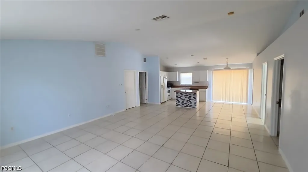 932 Dobbins Street E Lehigh Acres FL 33974